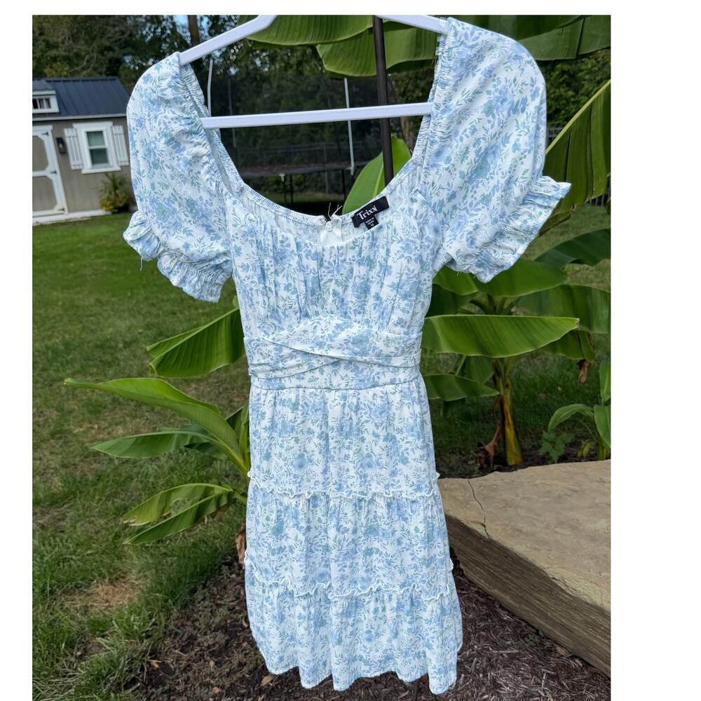 Trixxi Blue & White Floral Puff Sleeve Tiered Mini Dress Size M